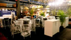 Opbouw uitvaartbeurs woensdagavond 15 oktober 2008 (33kb)